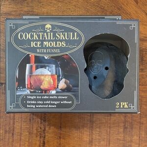 Cocktail Skull Ice Molds with Funnel